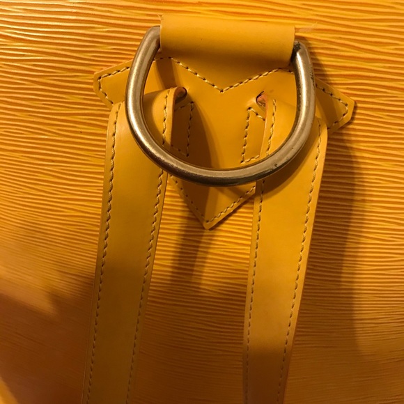 Louis Vuitton Epi yellow backpack - Picture 10 of 13